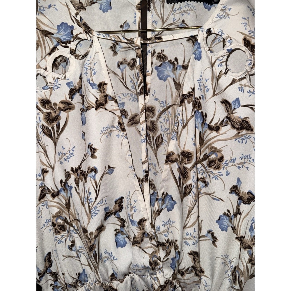 BKE Buckle Womens Medium M Sheer Blouse Floral Cover Top Shirt - Picture 2 of 7